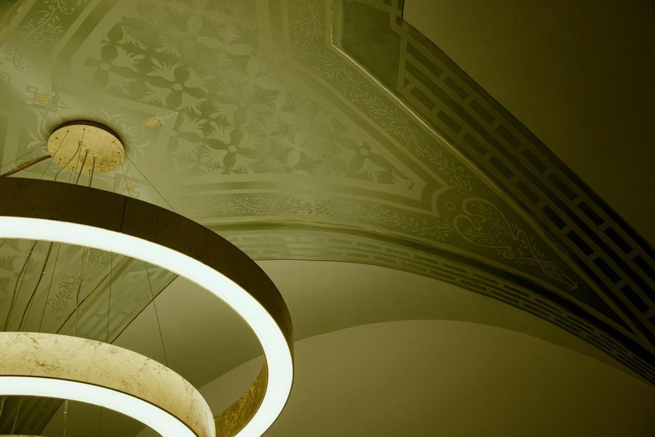 سالفي Coclee Suite Palace المظهر الخارجي الصورة